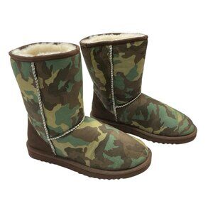 Ugg Boots Womens 7 Classic Short Camo Green Pull On Shearling Lined Casual